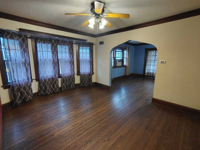 Photo - 1810 Auburn St