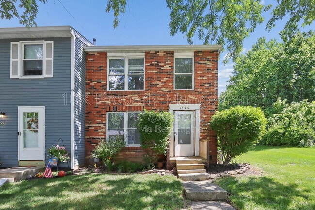 Building Photo - 3850 Julia Ct
