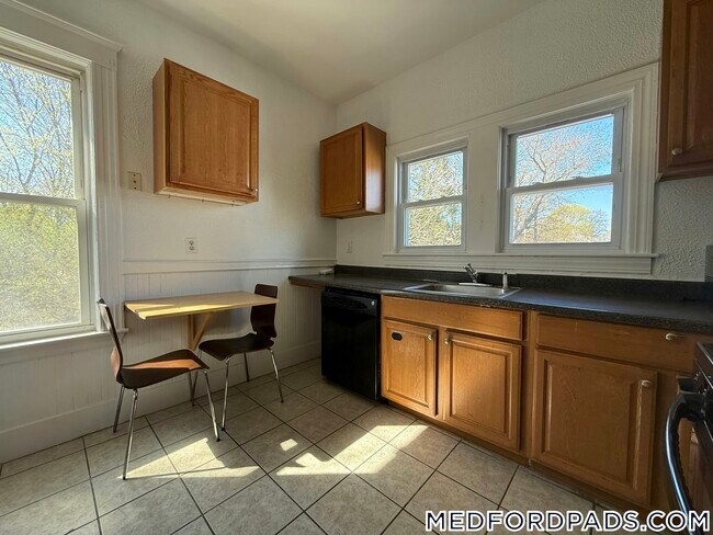 Photo - 124 Forest St Unit 2