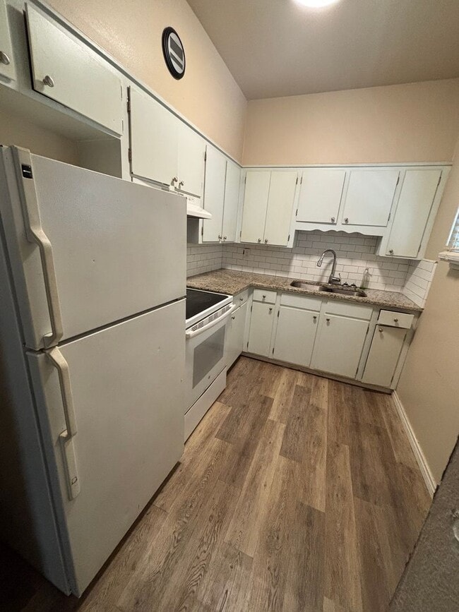 Photo - 127 Albany Ave