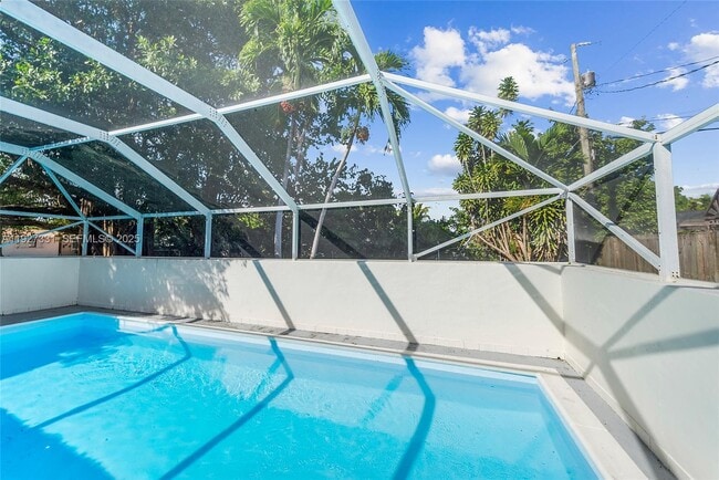 Photo - 9915 SW 212th St