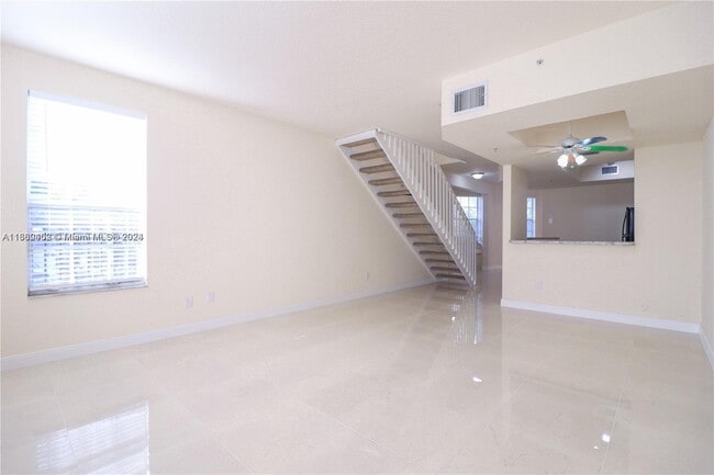 Photo - 741 SW 148th Ave Unidad 711