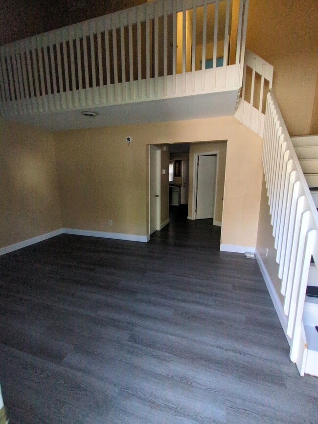 162 Spruance Rd