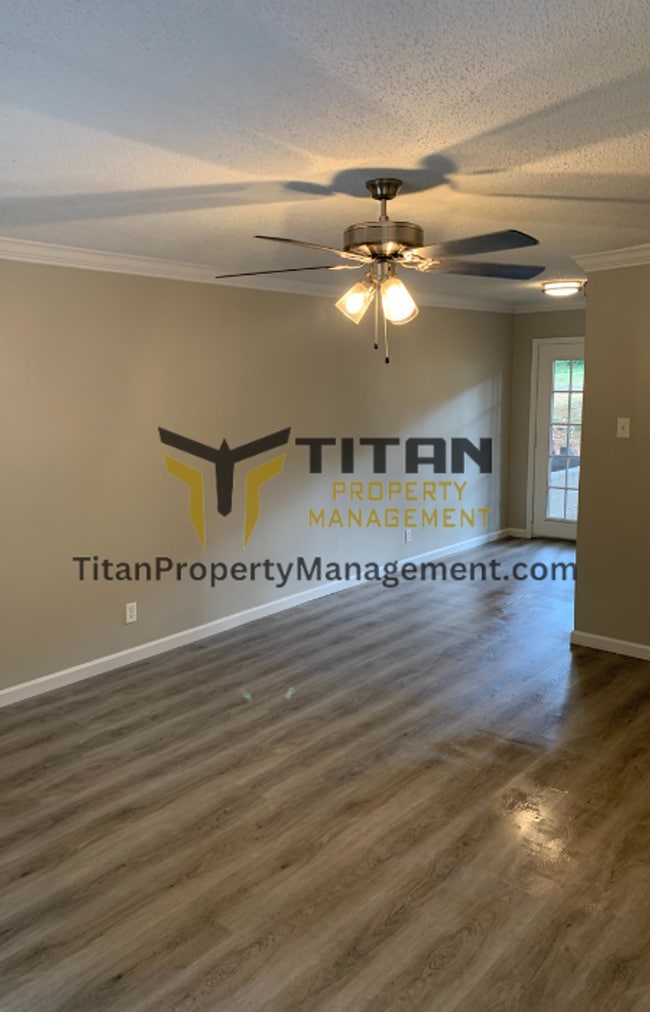 Photo - Cute Updated Townhouse! Unit 2023 Sagecrest St. Apt C