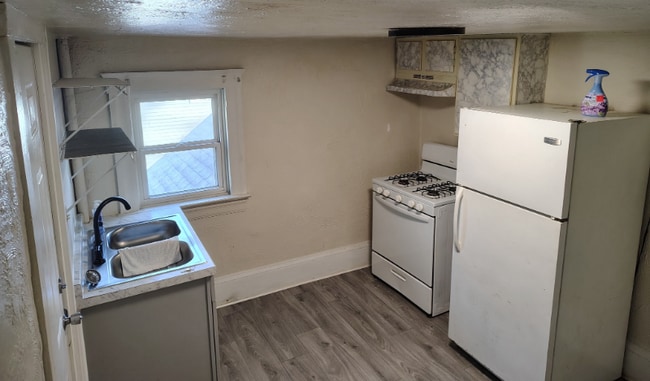 Photo - 1814 E Ganson St Unit D