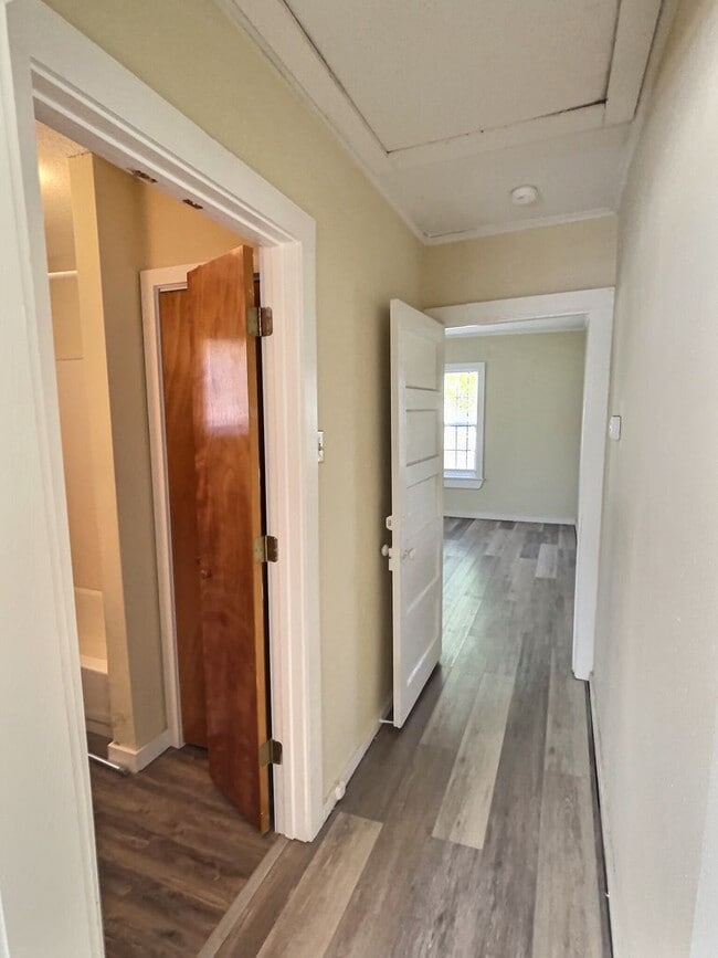Photo - Cozy Cottage in Prime Downtown Ocean Springs Location!