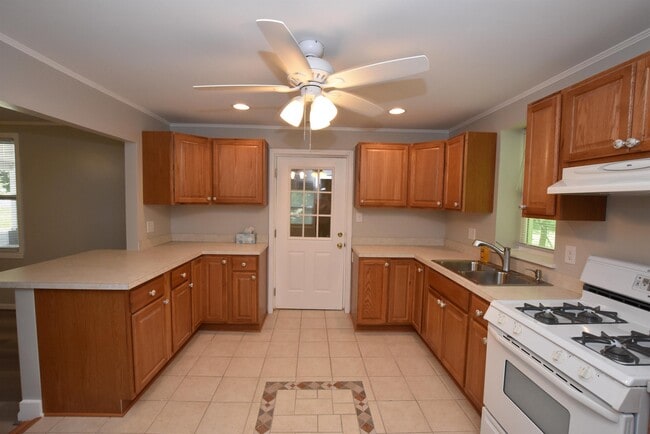 Photo - 217 Grove St