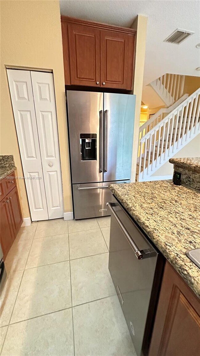 Photo - 6543 Hidden Cove Dr