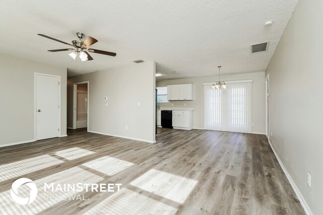 Photo - 2504 NE 23rd Pl