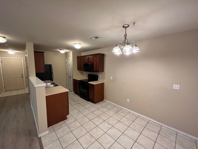 Photo - 2 bedroom 2 bath apartment at Clifton Heights Apartments
