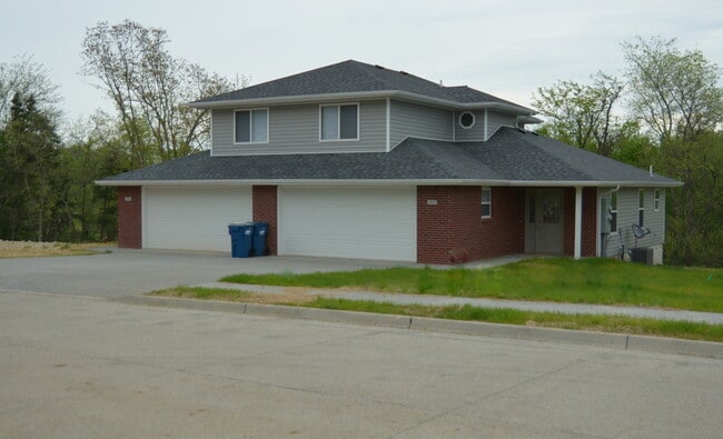 Building Photo - emi1035 Unit 1035 Rental