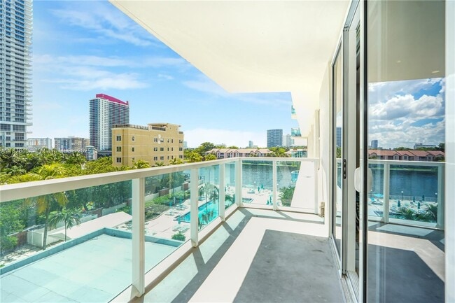 Photo - 3800 S Ocean Dr Unit 407
