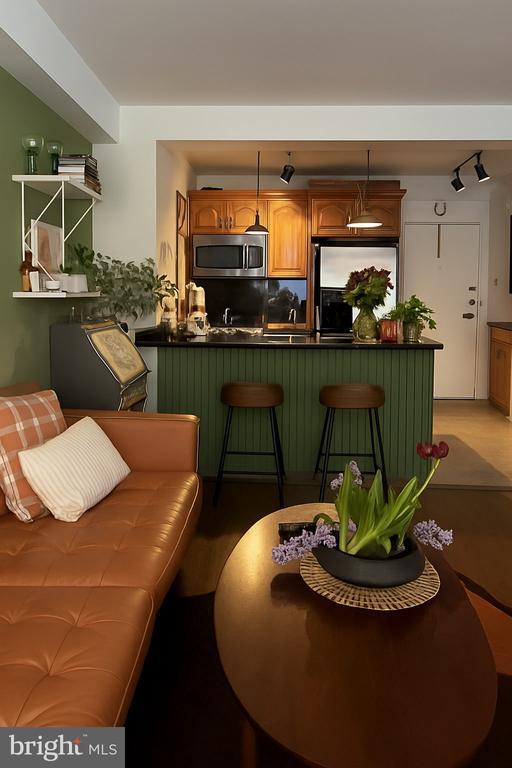 Building Photo - 730 24th St NW Unit 216