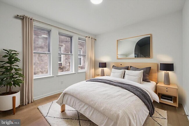 Photo - 5431 Walnut St Unidad 2