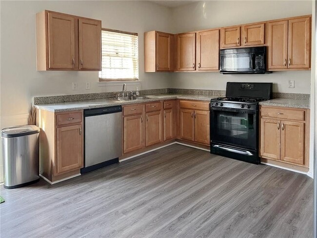 Photo - 2224 Grovemont Dr