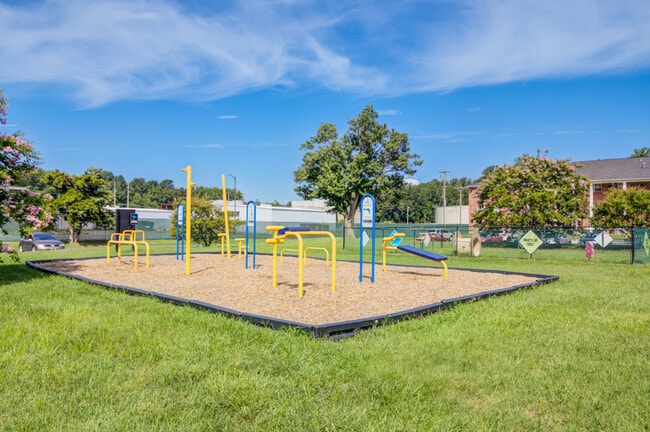 Woodcrest Apartment Homes