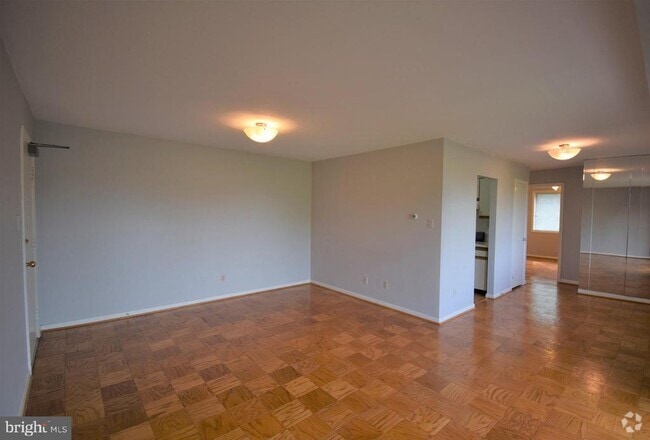 Building Photo - 4373 Cherry Hill Rd Unit 408 Rental