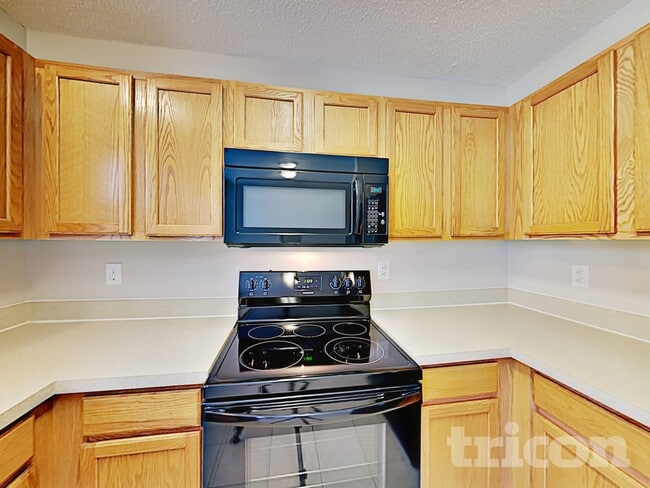 Photo - 8600 Warwick Crest Ln