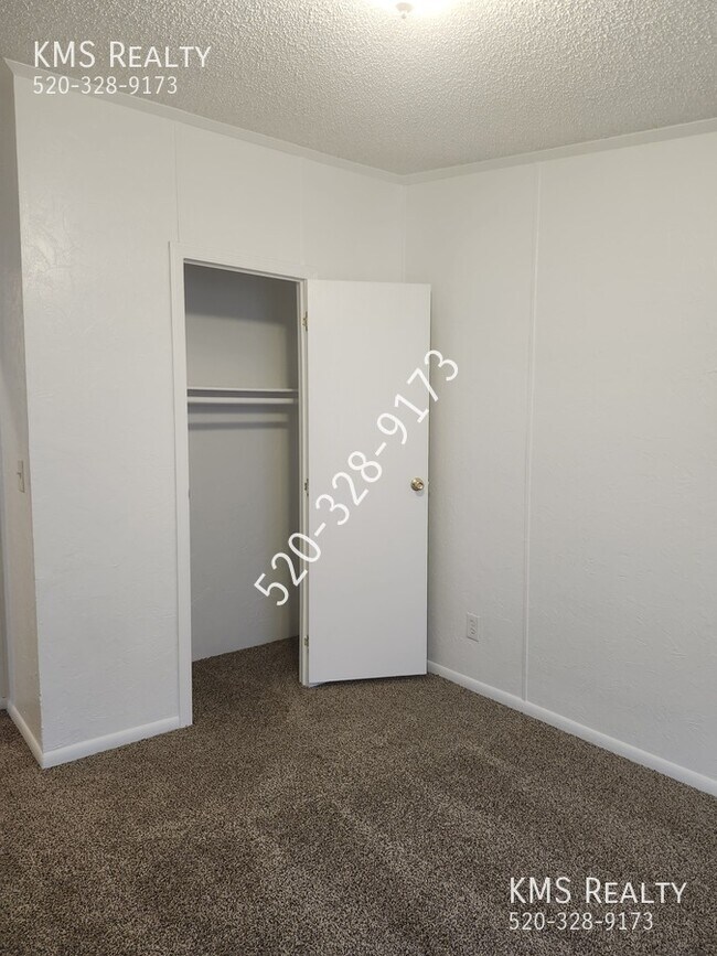 Photo - 13310 N Flintlock Rd