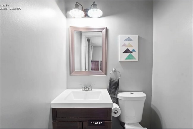 Photo - Spacious Ranch Style House | Renovated and Modern | Big Backyard