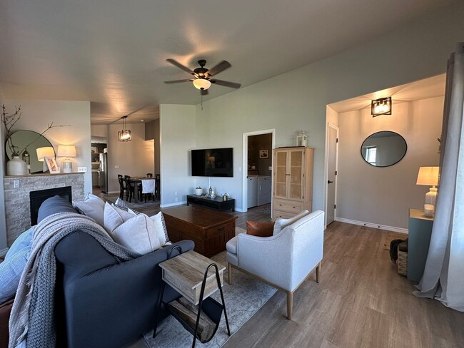 Photo - Beautiful 3/2 Home With Backyard Oasis!