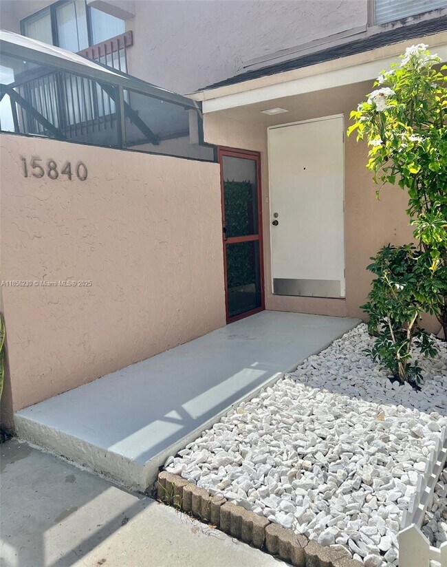 Photo - 15840 SW 90th Ct Unit c