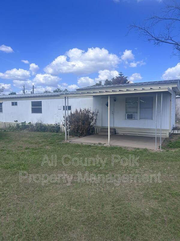 Photo - 2735 W 10th St