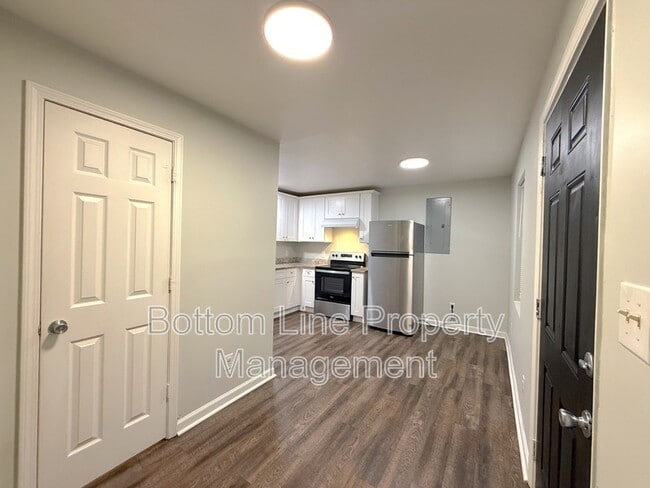 Photo - 919 1/2 Arlington Ave