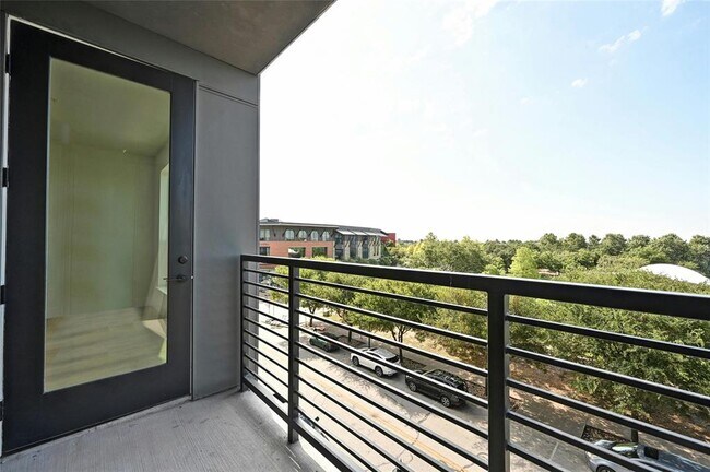 Photo - 1701 Simond Ave Ave Unit 323