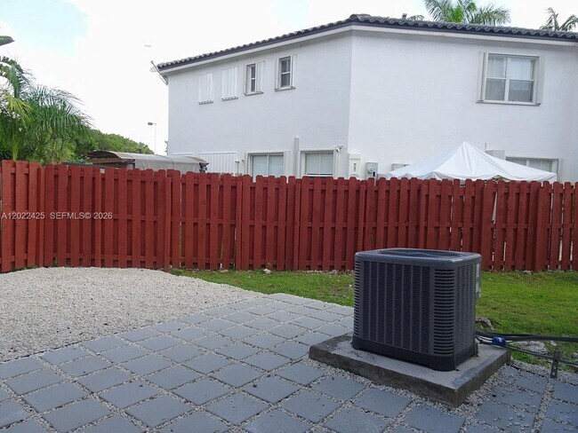 Photo - 5460 NW 107th Ave