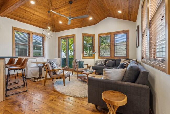 Photo - 1202 Lowell Ave