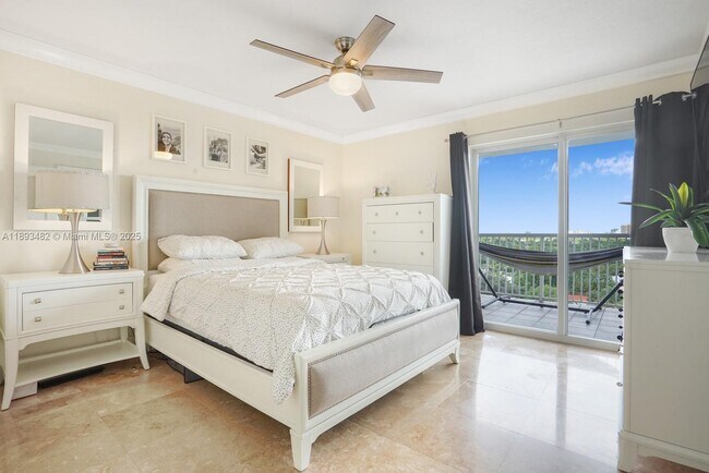 Photo - 280 SW 20th Rd Unit 907