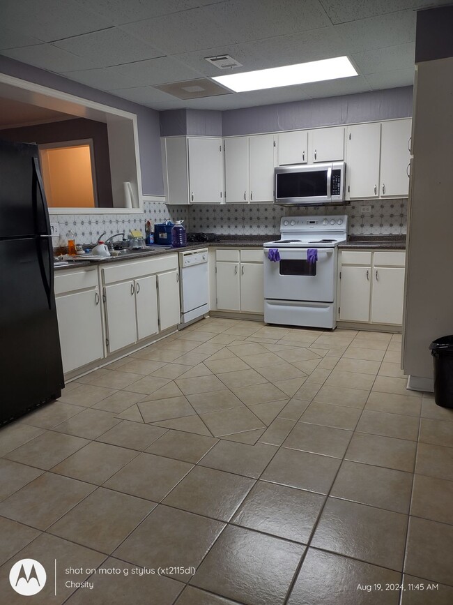 Photo - 829 W Oak Ave Unit 829 Ap  B