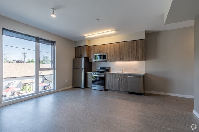 1BR, 1BA -537SF