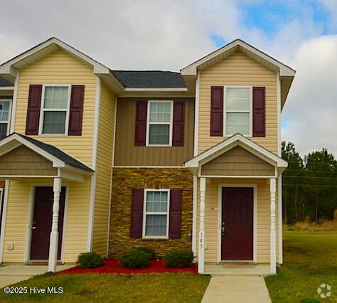 Building Photo - 143 Glen Cannon Drive Rental