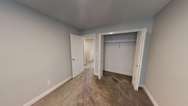 Photo - 9520 113 Ave