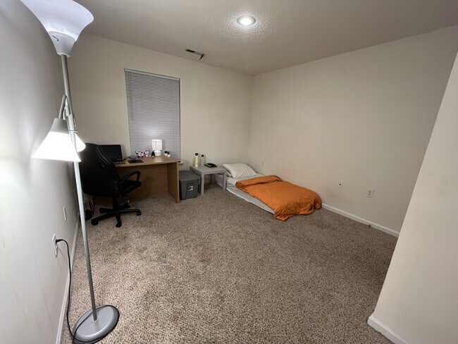 Photo - 1613 Gorman St Apartments Unit 108