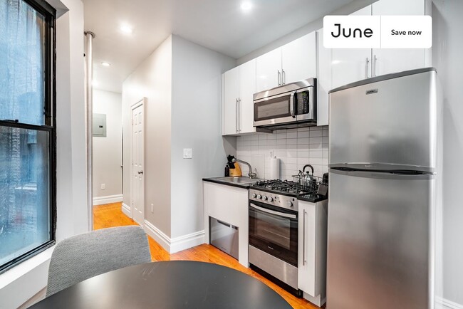 Photo - 826 Ninth Ave