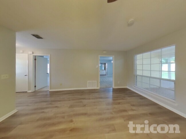 Photo - 1064 Lana Court