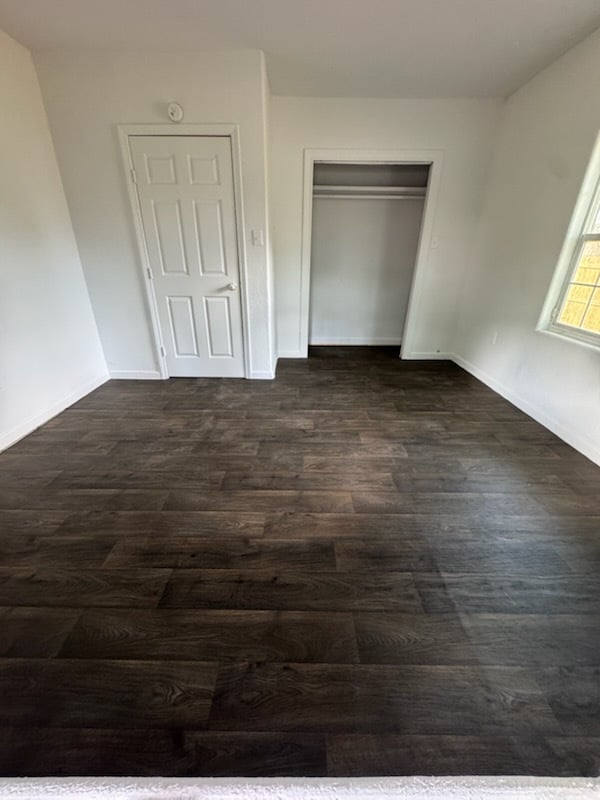 Photo - 2357 Orchid St