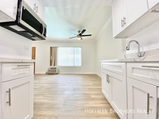 Photo - 20445 Saticoy St Winnetka, CA 91306 Unit 48