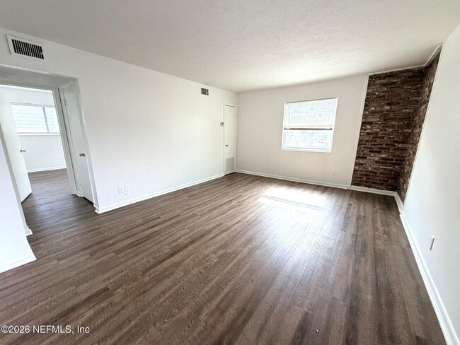 Photo - 1229 Willow Branch Ave Unidad 3