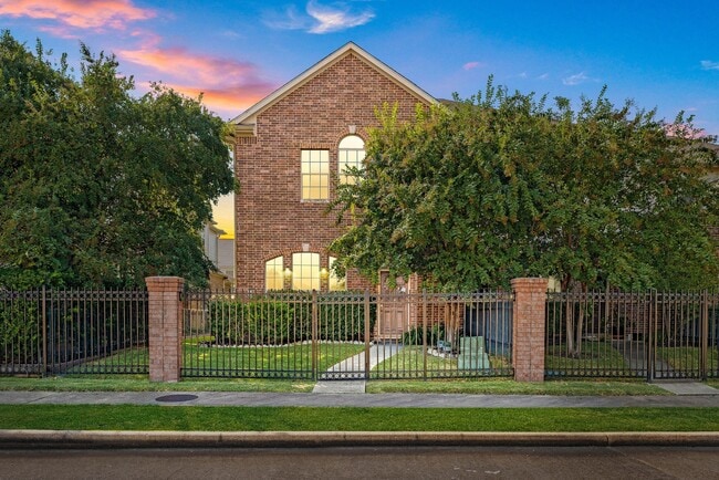 Photo - 2743 Misty Heath Ln