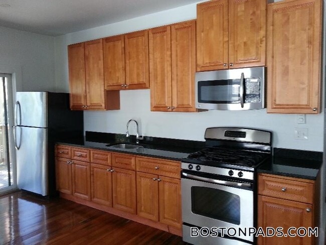 Photo - 27 Buttonwood St Apartment Unit 3