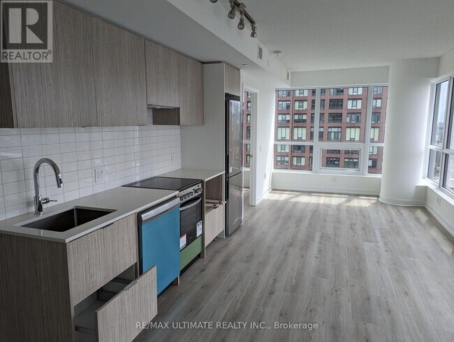 Photo - 395 Bloor St E Unit 2602