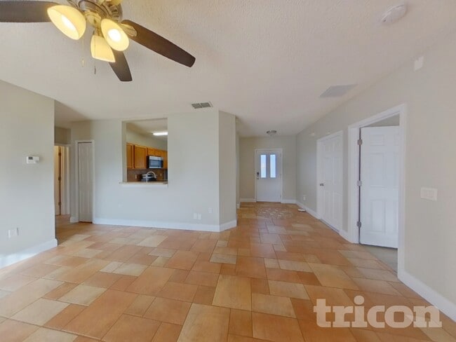 Photo - 1141 Doncaster Ct