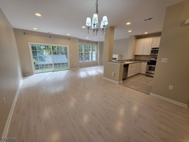 Photo - 228 Riverwalk Way