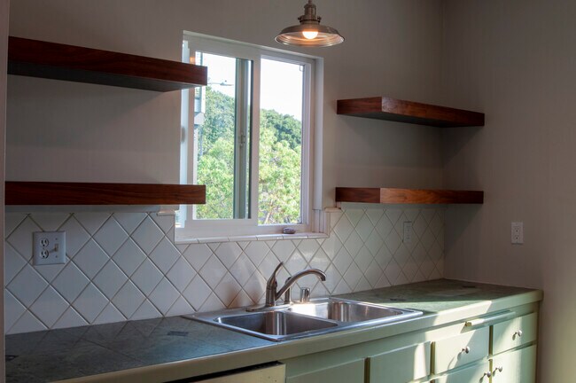 Kitchen Window - 1535 Yale St