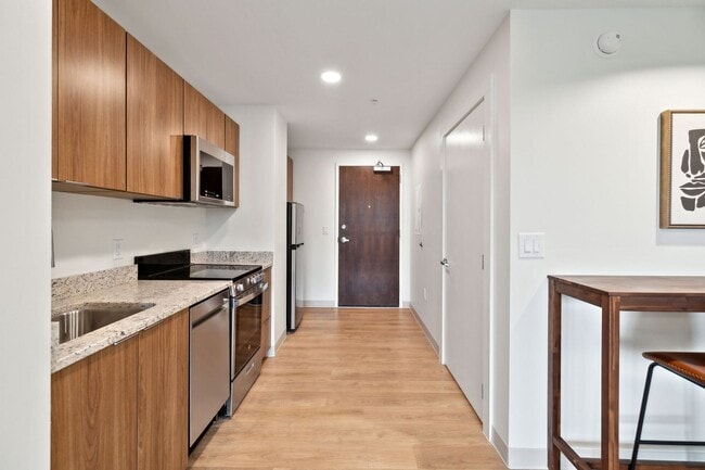 West 6th Apartments