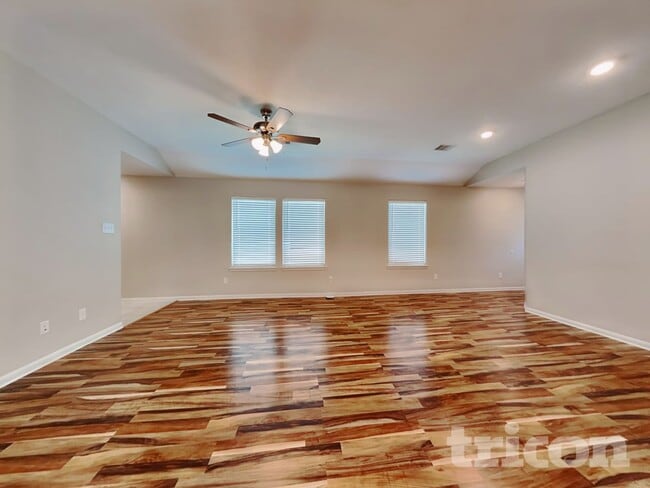 Photo - 6902 Scarlet Sagebrush St